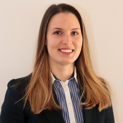 dr. Csécsei Barbara